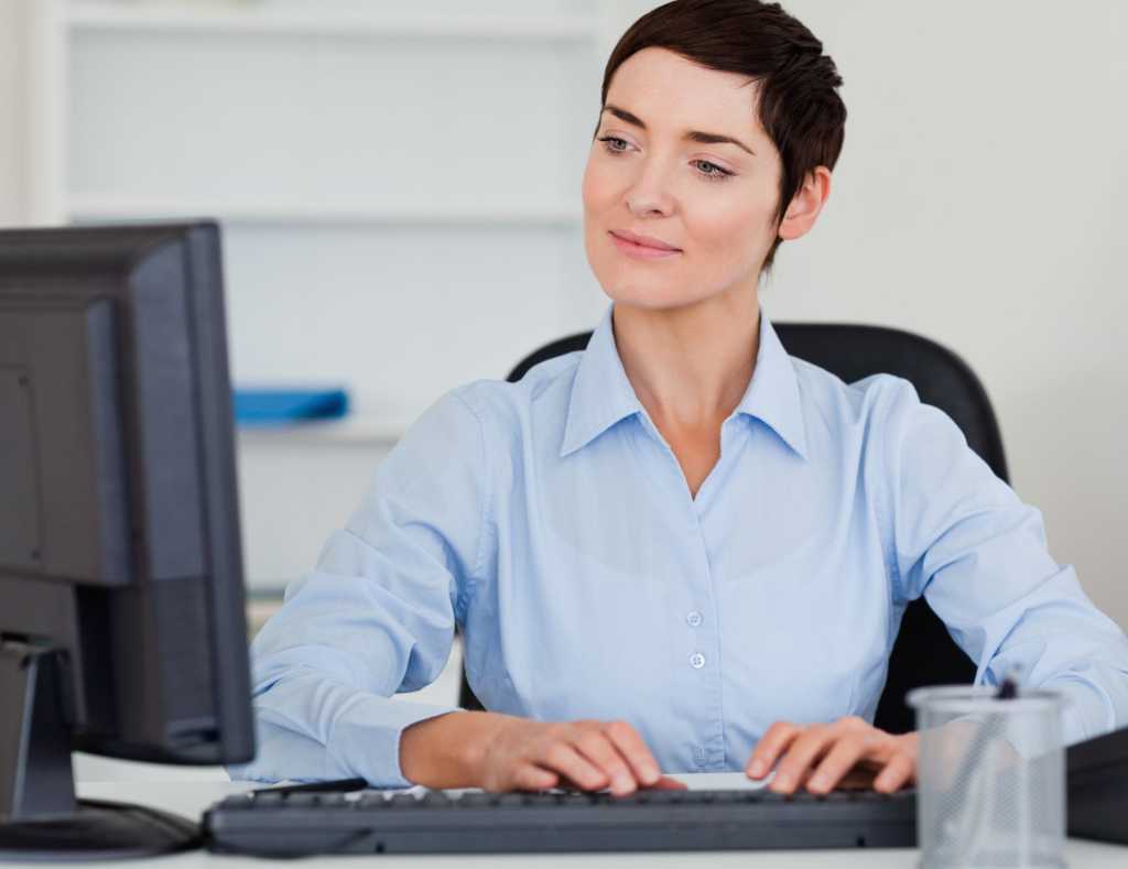 happy women laptop studios